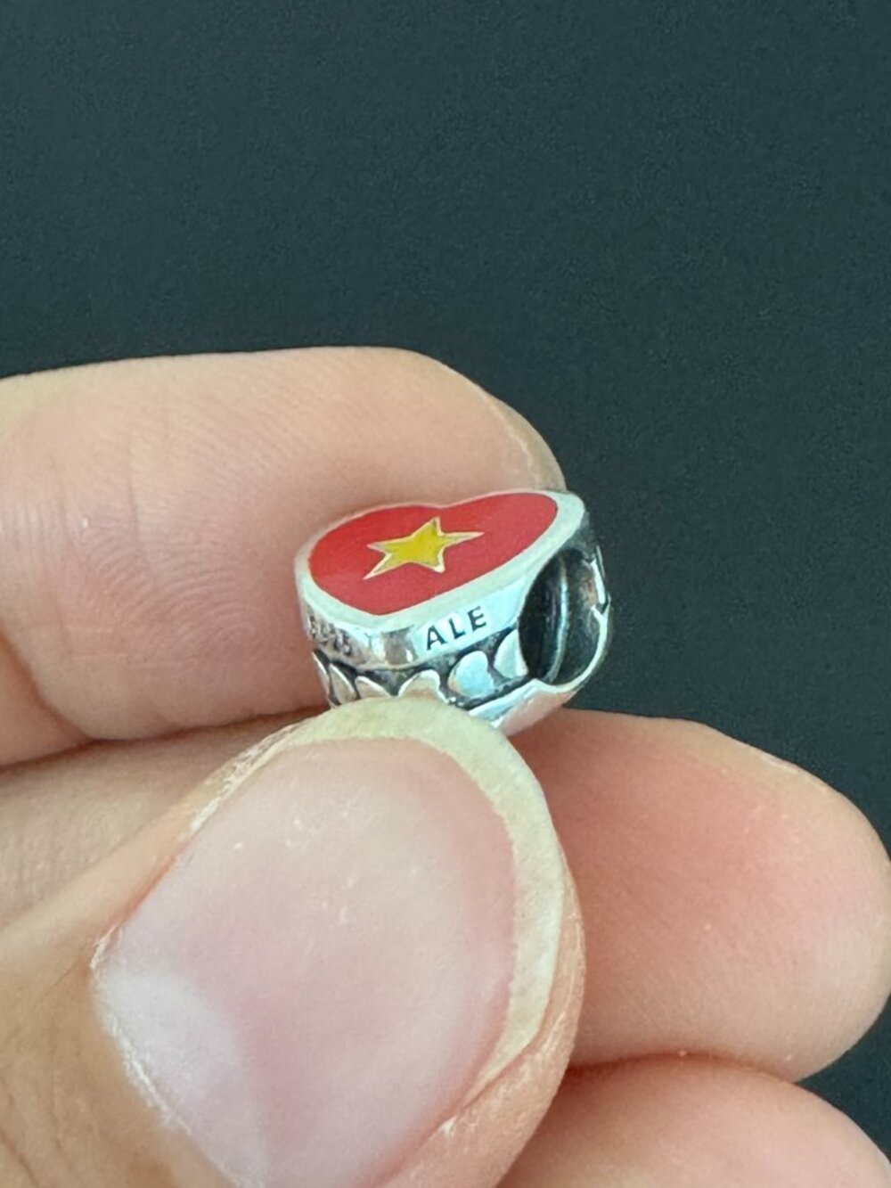 Authentic Pandora Vietnam Flag Heart Exclusive Charm - Picture 6 of 6